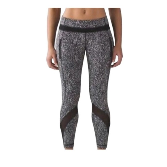 Lululemon Inspire Tight II Black White Splatter Mesh Leggings Size 4 - Picture 1 of 13